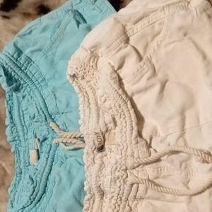 White and blue Roxy size small linen tie on waist I bought both for 50